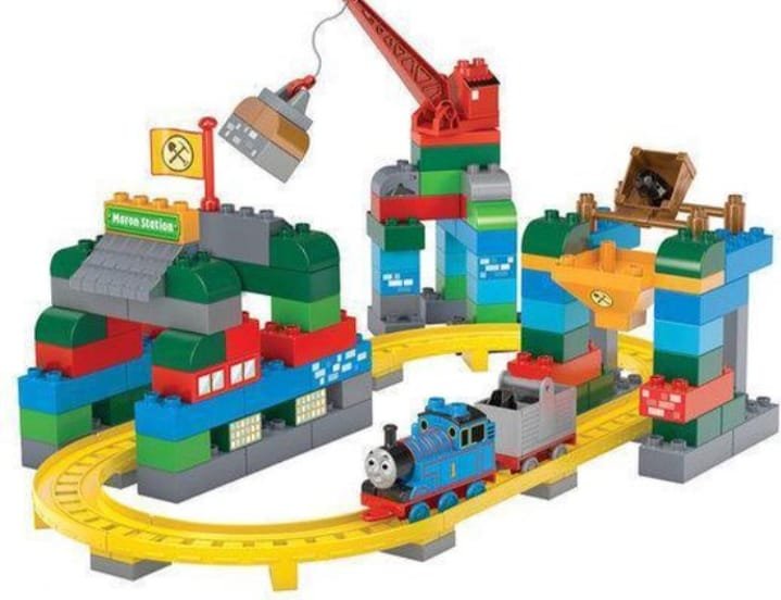 Thomas & Friends Buildings Blocks Set - 87-Piece Educational DIY Train Track, Station, and Construction Toy